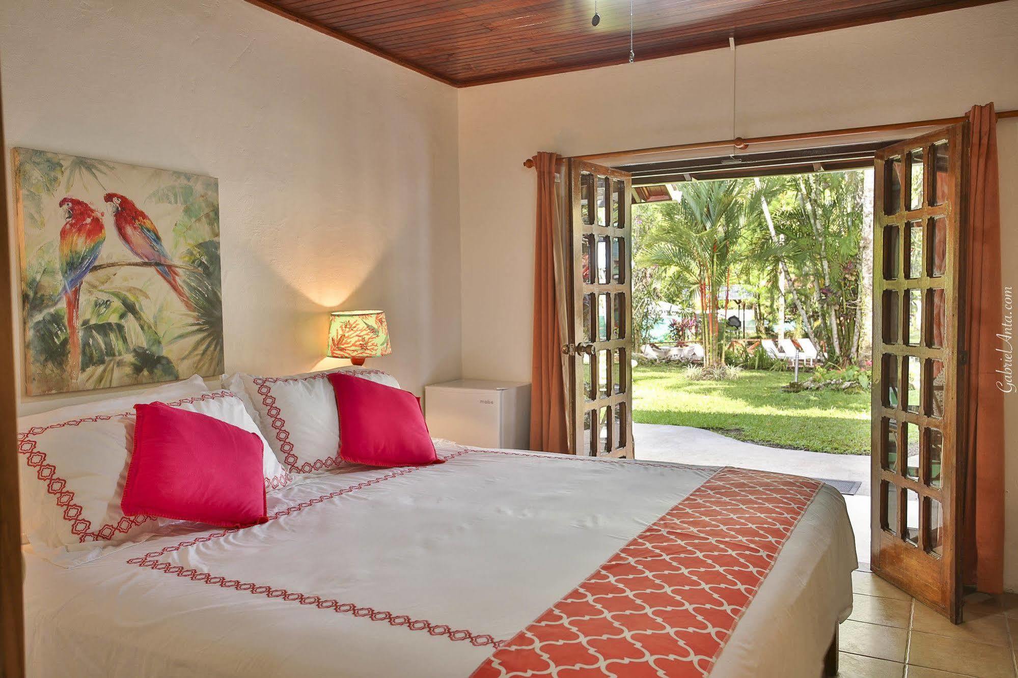 Magellan Boutique Hotel Cahuita Exterior foto