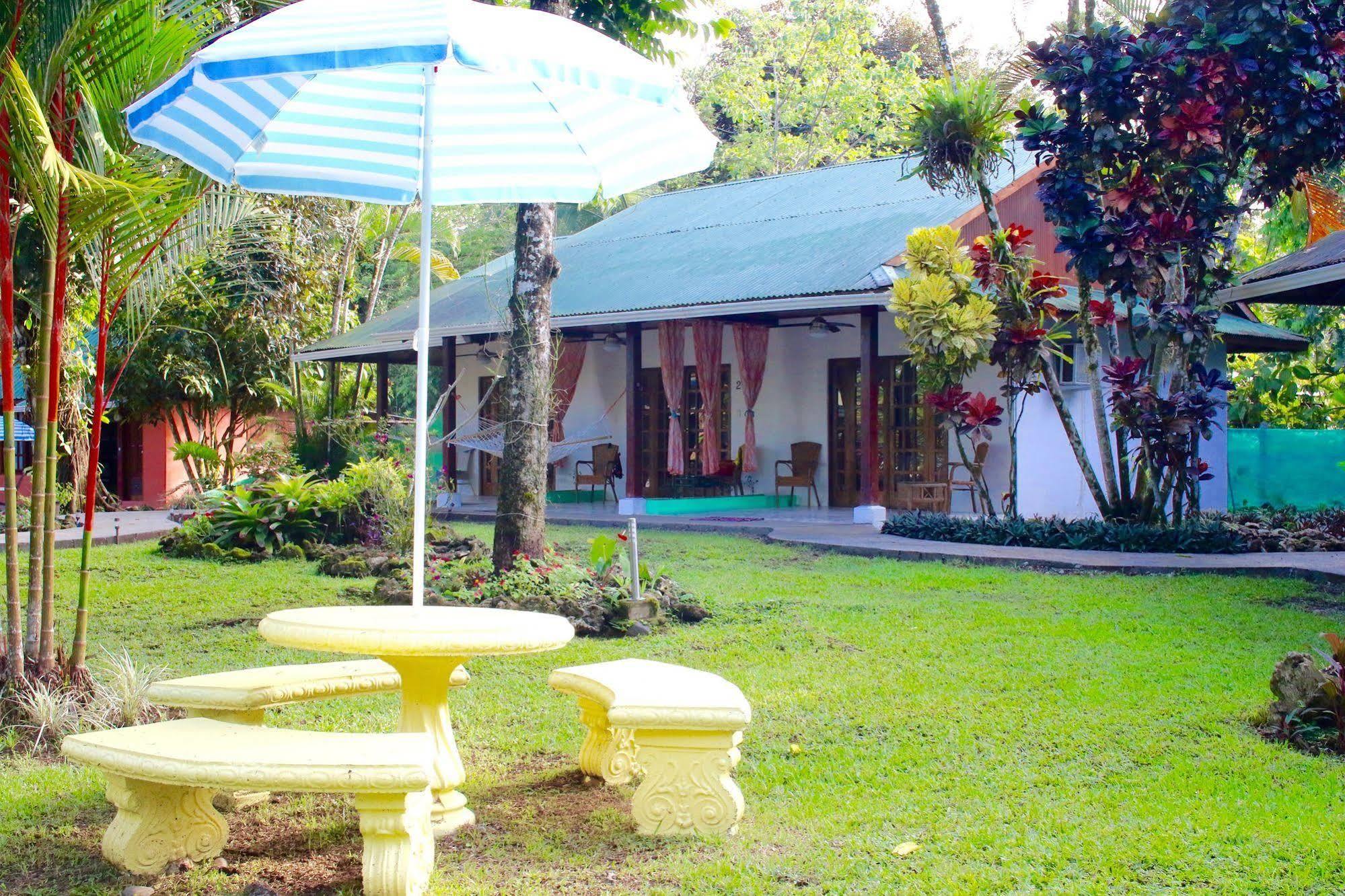 Magellan Boutique Hotel Cahuita Exterior foto